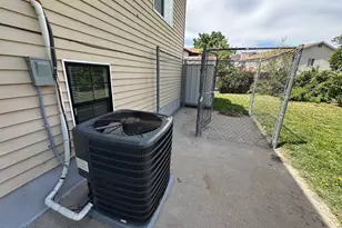 2562 N 1150 W, Layton, UT 84041 - Photo 19