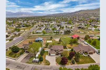 6137 W Triple Crown Ln S, Herriman, UT 84096 - Photo 33