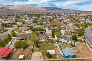 6137 W Triple Crown Ln S, Herriman, UT 84096 - Photo 37