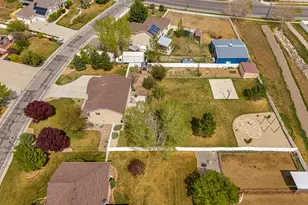 6137 W Triple Crown Ln S, Herriman, UT 84096 - Photo 43