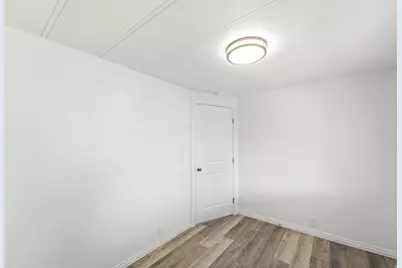 3800 S 1900 W #66, Roy, UT 84067 - Photo 17