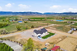 886 N 300 E, Spring City, UT 84662 - Photo 5
