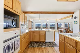 1380 Crescent Dr N, Park City, UT 84098 - Photo 7