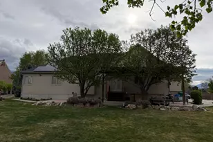 10313 N 6800 W, Highland, UT 84003 - Photo 39