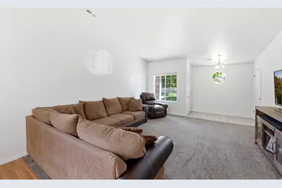 400 S Main St, Kaysville, UT 84037 - Photo 49