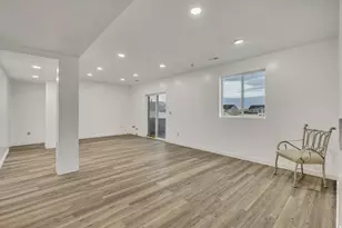7172 W Echomount Rd S, West Valley, UT 84081 - Photo 37