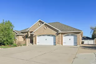 4164 S 2400 W, Roy, UT 84067 - Photo 3