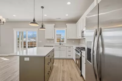 55 N 200 W, Elsinore, UT 84724 - Photo 15