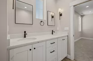 55 N 200 W, Elsinore, UT 84724 - Photo 29