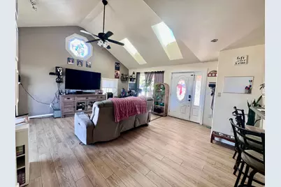 260 W 400 N, Fillmore, UT 84631 - Photo 3