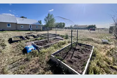 260 W 400 N, Fillmore, UT 84631 - Photo 43