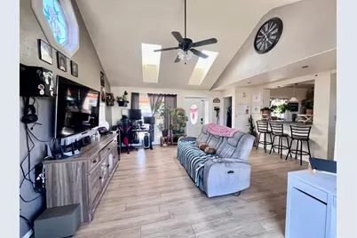 260 W 400 N, Fillmore, UT 84631 - Photo 5