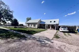 260 W 400 N, Fillmore, UT 84631 - Photo 31