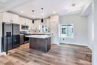 315 E 4115 S, Millcreek, UT 84107 - Photo 9