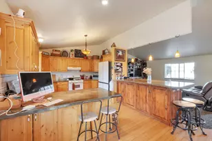 950 W Wildrose Dr, Francis, UT 84036 - Photo 9