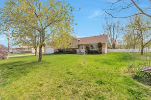 950 W Wildrose Dr, Francis, UT 84036 - Photo 3