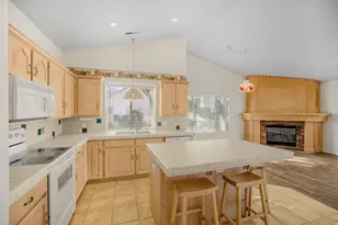 39 N Valley View Dr, Saint George, UT 84770 - Photo 7