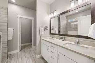 306 E Bella Vida Dr, North Salt Lake, UT 84054 - Photo 19