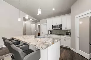 306 E Bella Vida Dr, North Salt Lake, UT 84054 - Photo 11