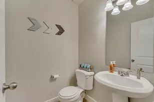 10646 S Cave Run Ln, South Jordan, UT 84009 - Photo 9