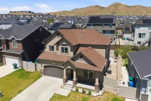 778 W Sunrise Way N, Lehi, UT 84043 - Photo 1