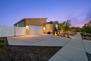 516 E Farmer Alumni Dr, South Salt Lake, UT 84106 - Photo 39