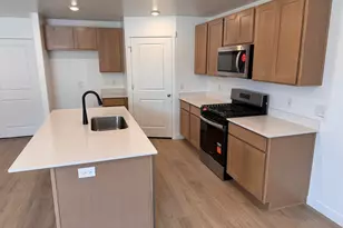 2172 N Glacier Ln E, Heber City, UT 84032 - Photo 3
