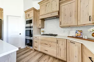 912 Shilow Rd, Erda, UT 84074 - Photo 13