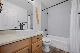 11226 S River Front Pkwy, South Jordan, UT 84095 - Photo 27