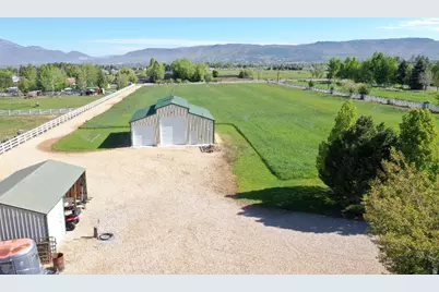 1454 E Little Sweden Rd S, Daniel, UT 84032 - Photo 9