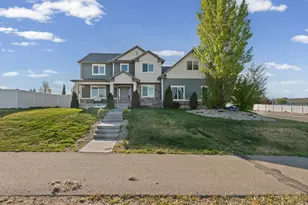9552 N Horizon Dr W, Eagle Mountain, UT 84005 - Photo 3