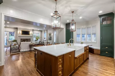 4857 S Viewmont St, Holladay, UT 84117 - Photo 3