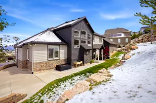 208 E Parkway Cir N, North Salt Lake, UT 84054 - Photo 43