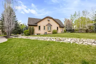 3168 E Bavarian Ct, Sandy, UT 84093 - Photo 35