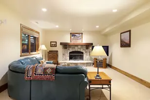 3168 E Bavarian Ct, Sandy, UT 84093 - Photo 21