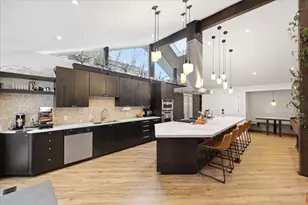 10873 S Lostwood Dr, Sandy, UT 84092 - Photo 13