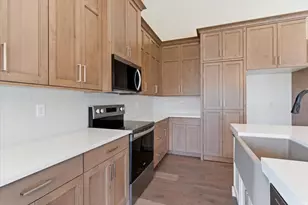 381 W 2100 S, Perry, UT 84302 - Photo 11