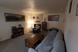 314 W Center St, Bountiful, UT 84010 - Photo 5