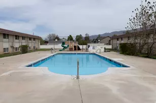 314 W Center St, Bountiful, UT 84010 - Photo 17