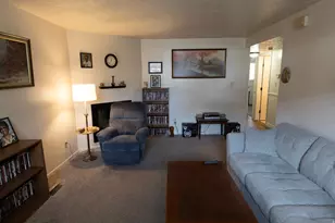 314 W Center St, Bountiful, UT 84010 - Photo 3