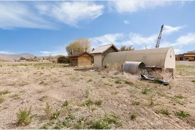 210 S 100 W, Circleville, UT 84723 - Photo 47