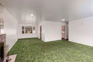 210 S 100 W, Circleville, UT 84723 - Photo 11