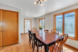 348 N Lakeview Ave E, Tooele, UT 84074 - Photo 7