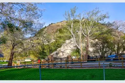 6758 Fairfax Dr, Provo Canyon, UT 84604 - Photo 11
