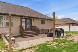 2346 N 1275 W, Clinton, UT 84015 - Photo 31