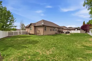 2346 N 1275 W, Clinton, UT 84015 - Photo 29