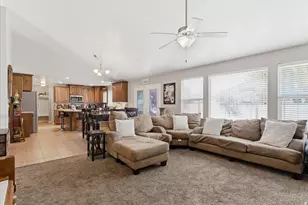 2346 N 1275 W, Clinton, UT 84015 - Photo 7