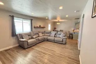 593 W Fireside Ln, Stansbury Park, UT 84074 - Photo 5