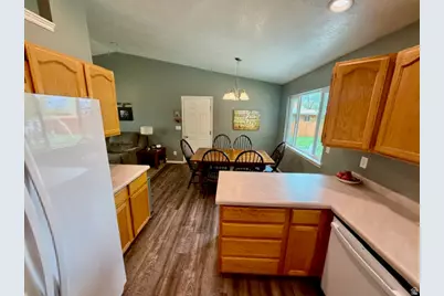 559 E 400 S, Preston, ID 83263 - Photo 7