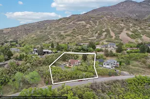 2686 E Bonneville Terrace Dr, Ogden, UT 84403 - Photo 41
